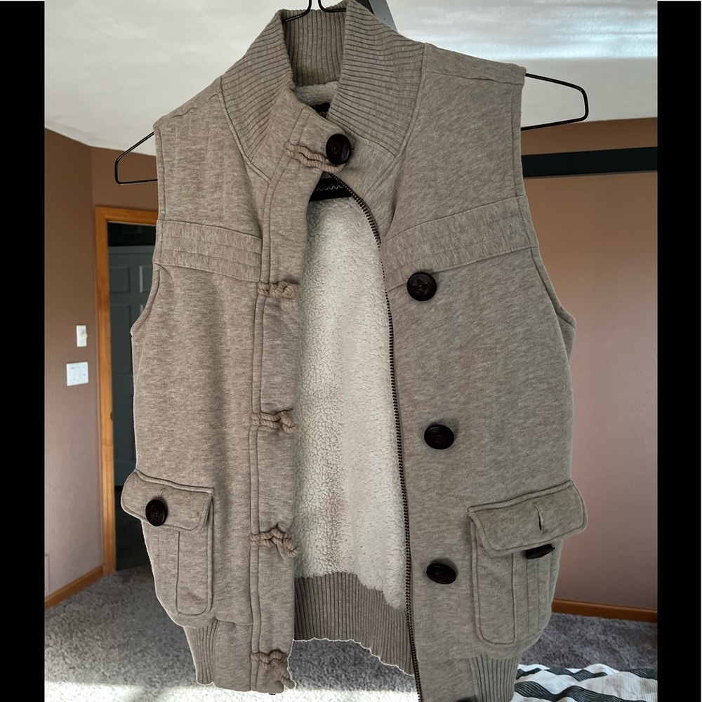 Old navy vest